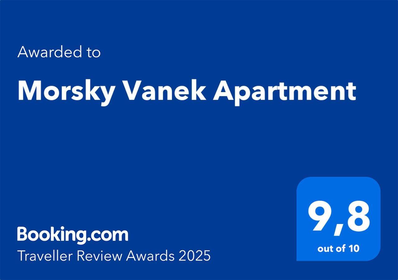 Morsky Vanek Apartment Flic-en-Flacq Eksteriør billede